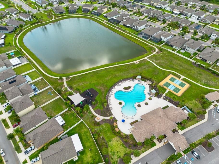 Active With Contract: $525,000 (5 beds, 3 baths, 3552 Square Feet)