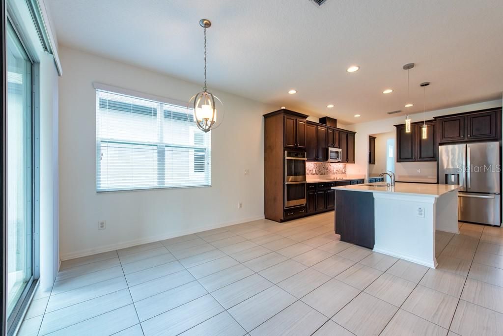 Active With Contract: $525,000 (5 beds, 3 baths, 3552 Square Feet)