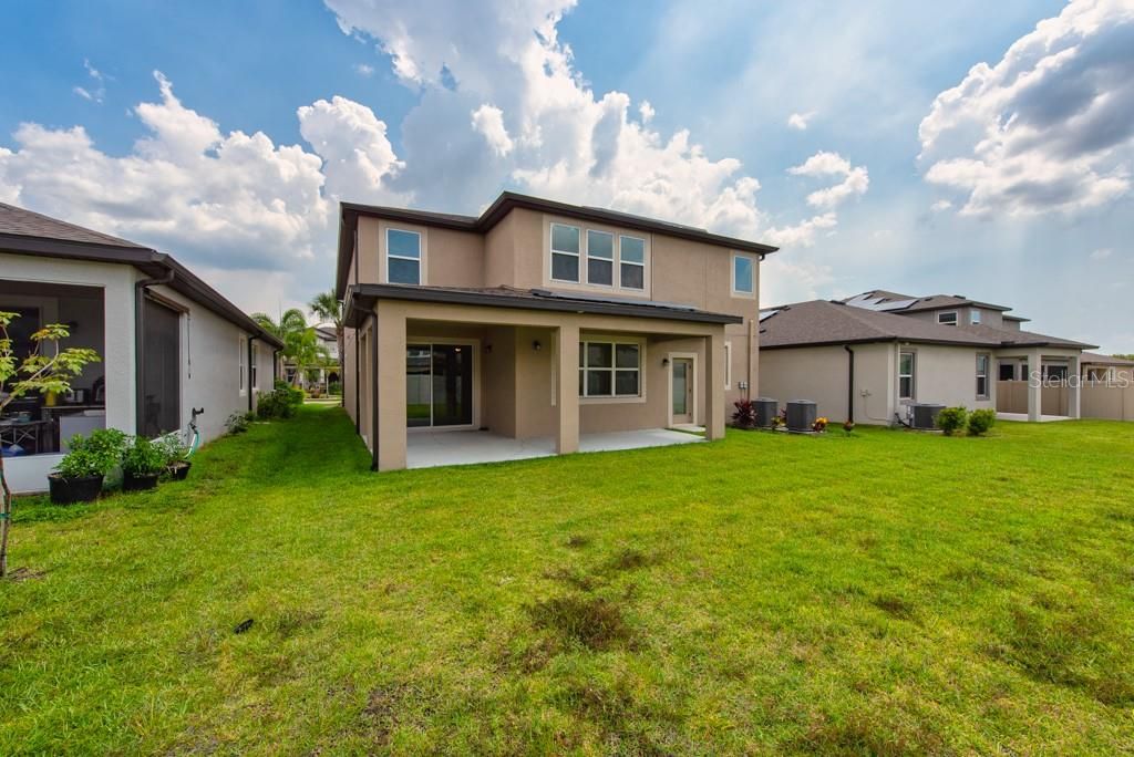 Active With Contract: $525,000 (5 beds, 3 baths, 3552 Square Feet)