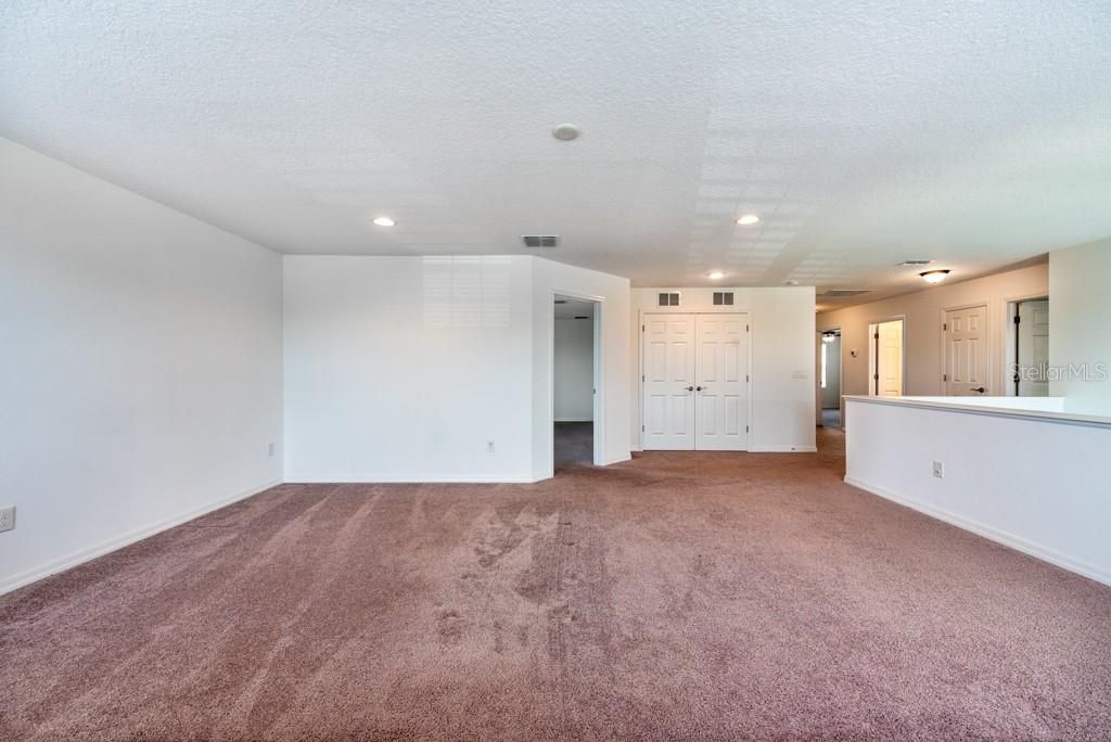 Active With Contract: $525,000 (5 beds, 3 baths, 3552 Square Feet)