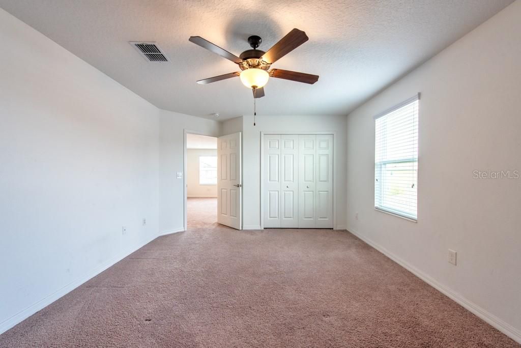 Active With Contract: $525,000 (5 beds, 3 baths, 3552 Square Feet)