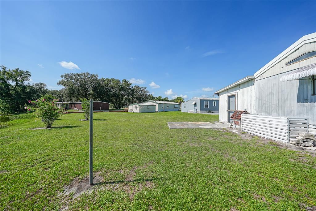 待售: $82,000 (2 贝兹, 2 浴室, 843 平方英尺)