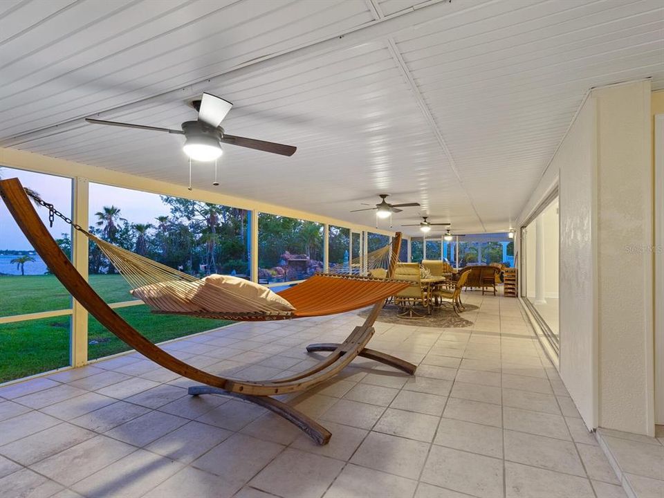 Active With Contract: $1,200,000 (3 beds, 2 baths, 2090 Square Feet)