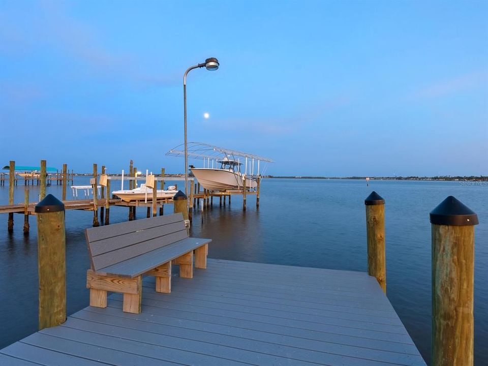 Active With Contract: $1,200,000 (3 beds, 2 baths, 2090 Square Feet)