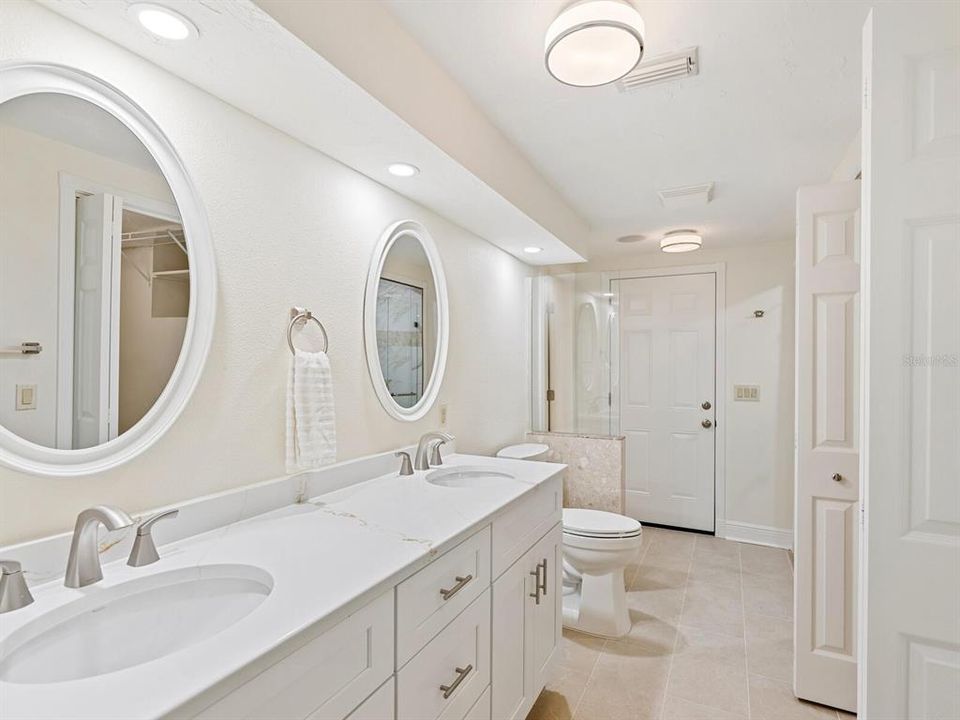 Active With Contract: $1,200,000 (3 beds, 2 baths, 2090 Square Feet)