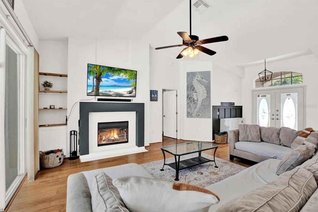 En Venta: $515,000 (3 camas, 2 baños, 1746 Pies cuadrados)