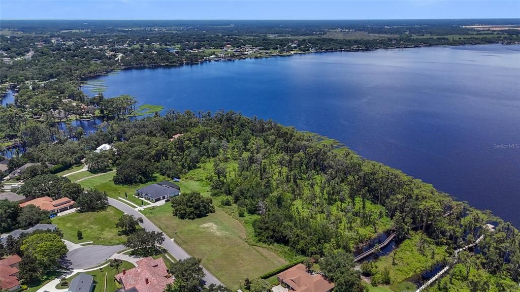 合同活跃: $495,000 (1.54 acres)