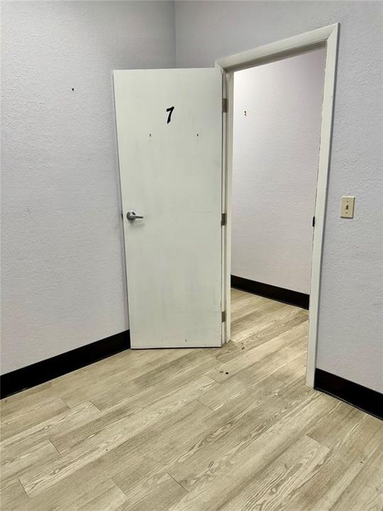 待售: $23,040 (0 贝兹, 0 浴室, 42856 平方英尺)