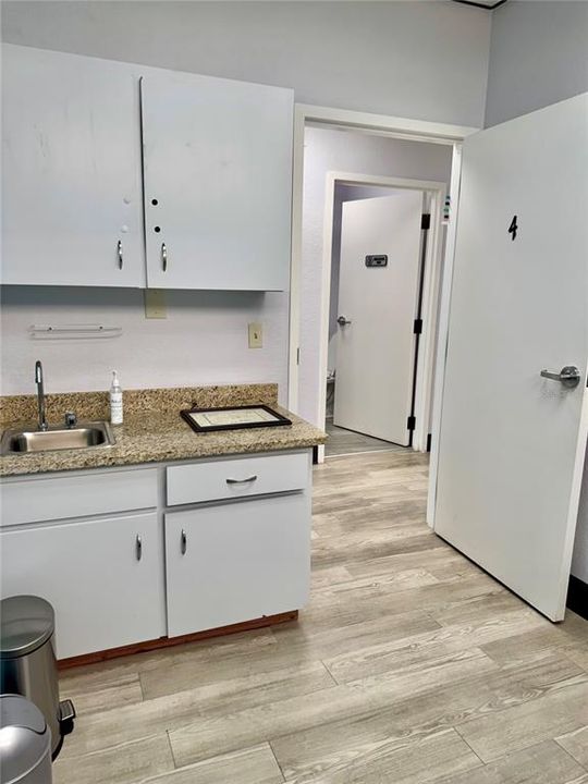 待售: $23,040 (0 贝兹, 0 浴室, 42856 平方英尺)