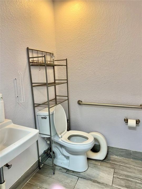 待售: $23,040 (0 贝兹, 0 浴室, 42856 平方英尺)