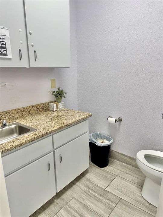 待售: $23,040 (0 贝兹, 0 浴室, 42856 平方英尺)