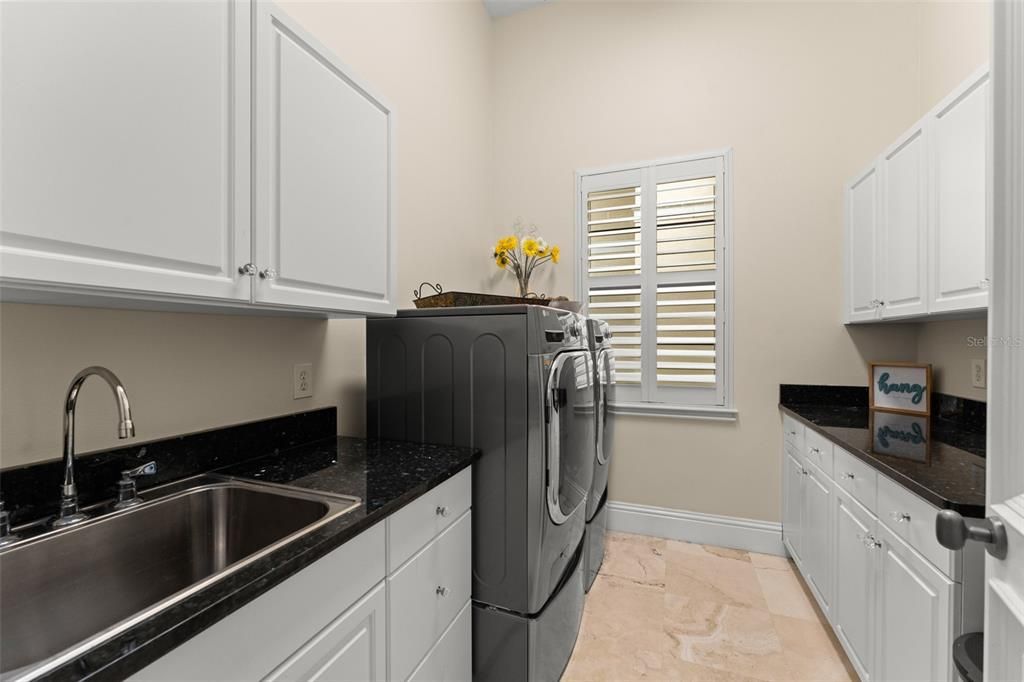 Active With Contract: $3,450,000 (4 beds, 4 baths, 7222 Square Feet)