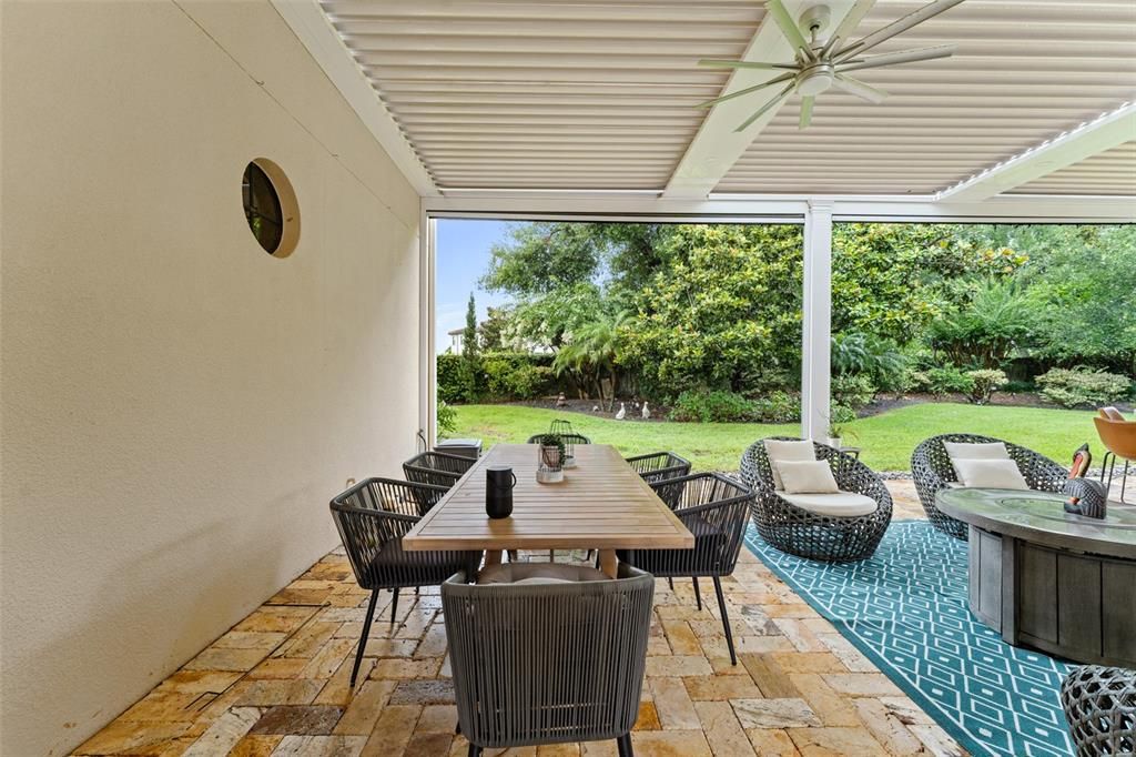 Active With Contract: $3,450,000 (4 beds, 4 baths, 7222 Square Feet)