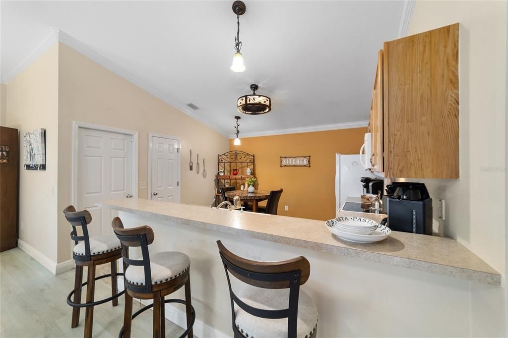 Activo con contrato: $265,000 (2 camas, 2 baños, 1156 Pies cuadrados)