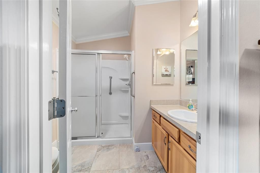 Activo con contrato: $265,000 (2 camas, 2 baños, 1156 Pies cuadrados)