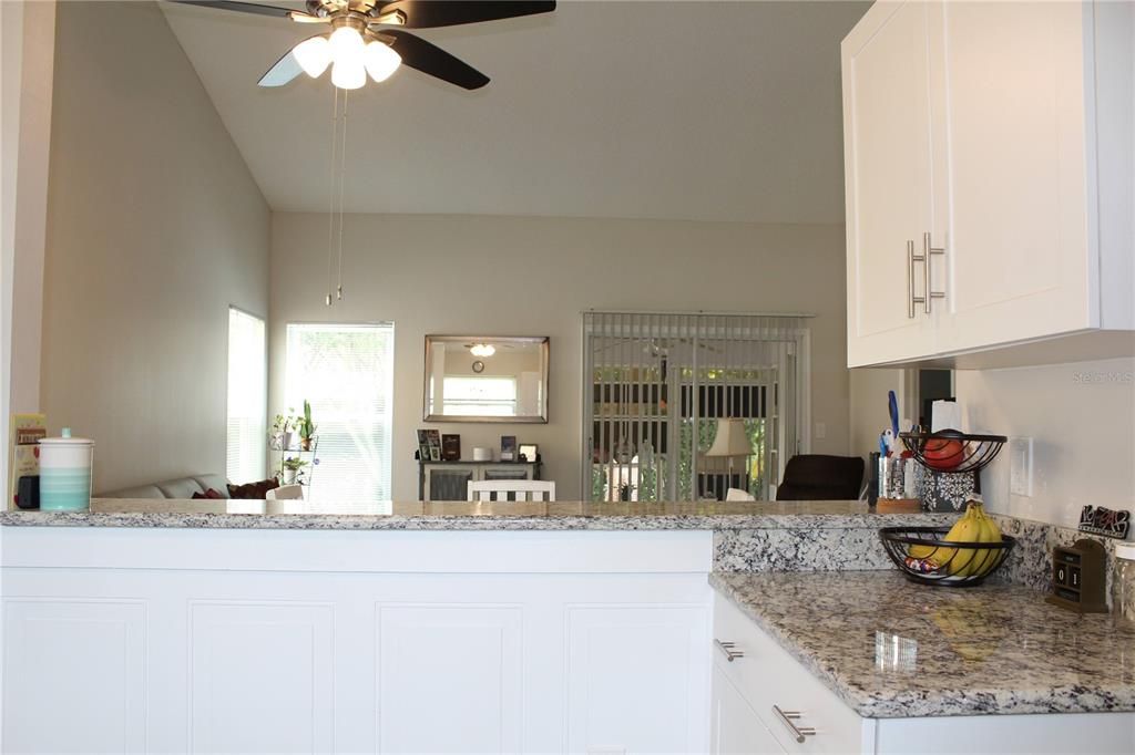 Active With Contract: $229,900 (2 beds, 2 baths, 1021 Square Feet)