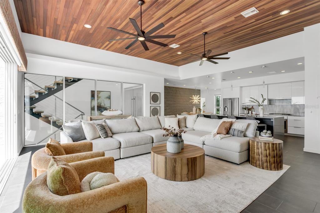 待售: $3,299,999 (4 贝兹, 3 浴室, 3384 平方英尺)