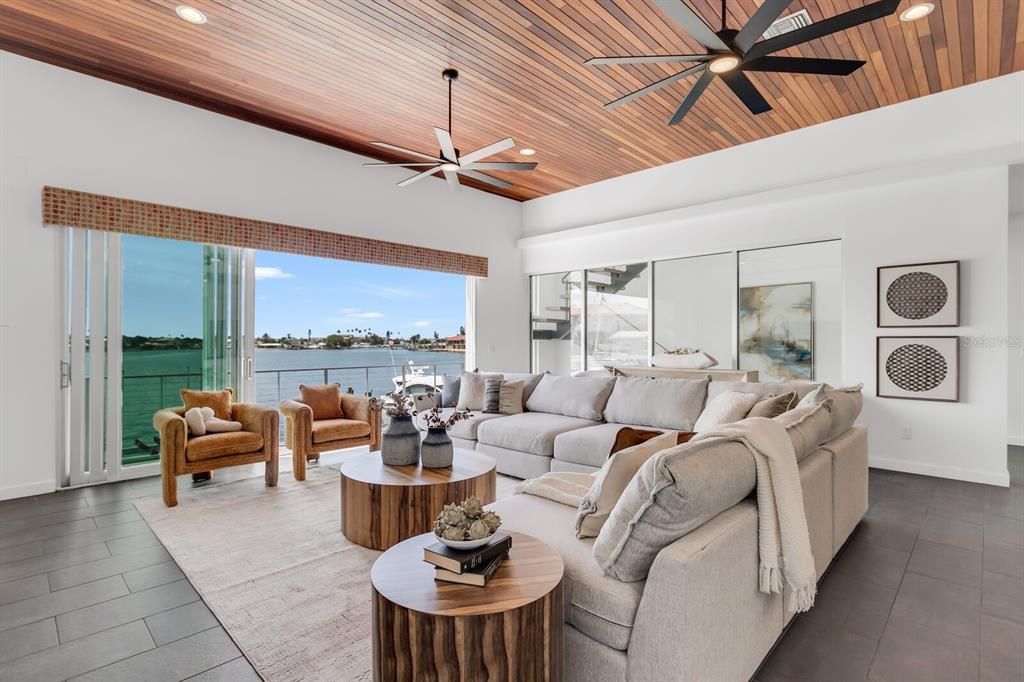 待售: $3,299,999 (4 贝兹, 3 浴室, 3384 平方英尺)