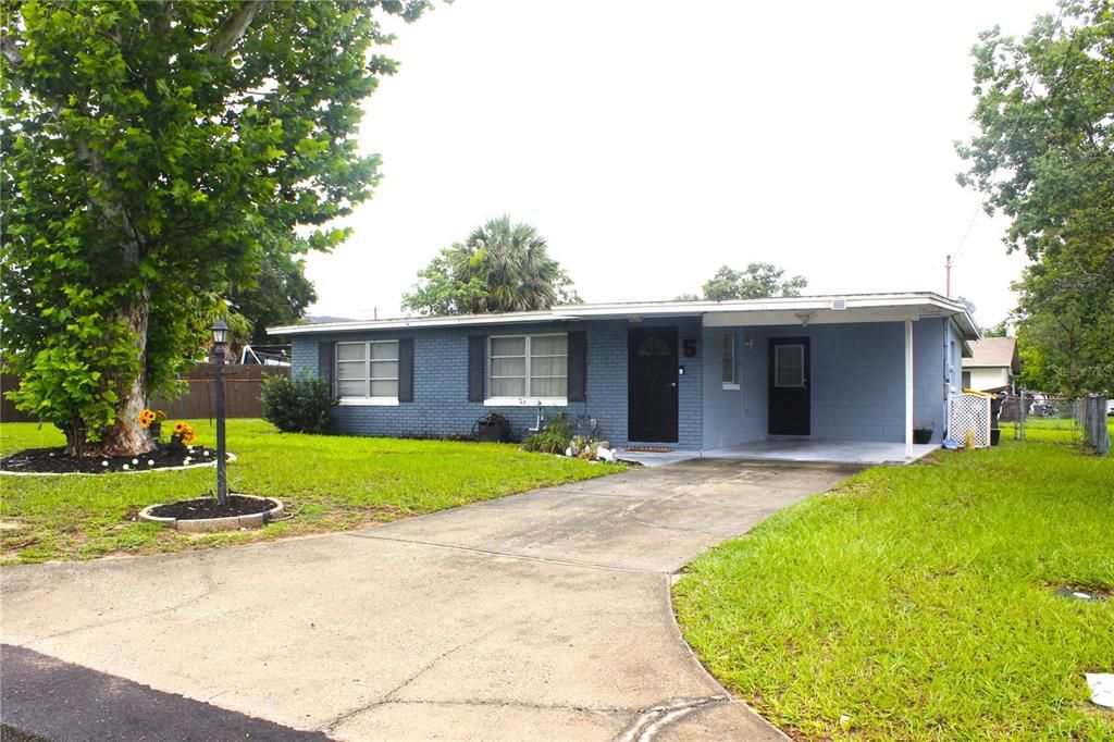 Recently Sold: $205,000 (2 beds, 2 baths, 952 Square Feet)