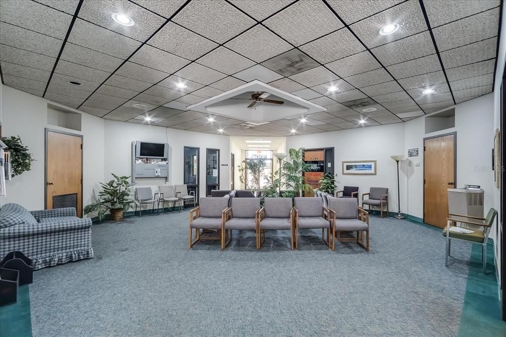 待售: $27,156 (0 贝兹, 0 浴室, 42856 平方英尺)