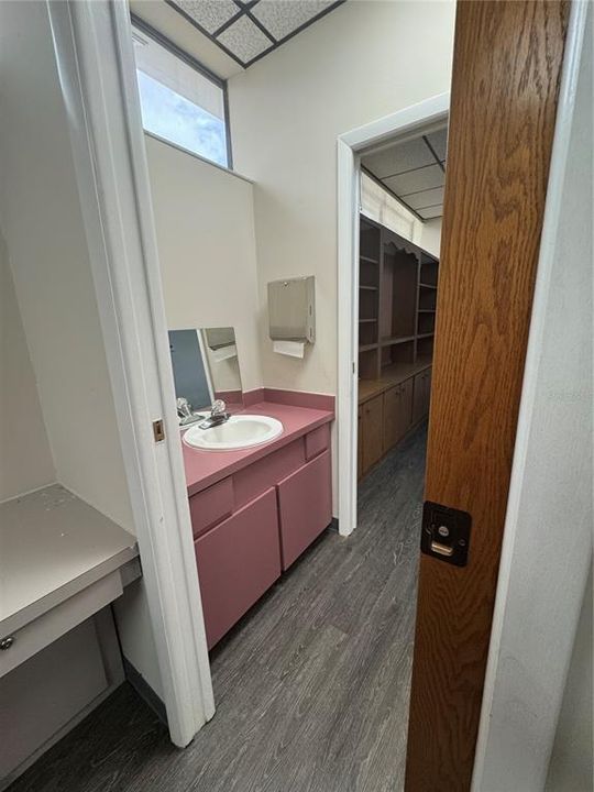 待售: $27,156 (0 贝兹, 0 浴室, 42856 平方英尺)