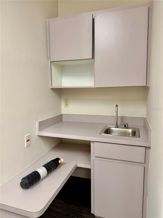 待售: $27,156 (0 贝兹, 0 浴室, 42856 平方英尺)