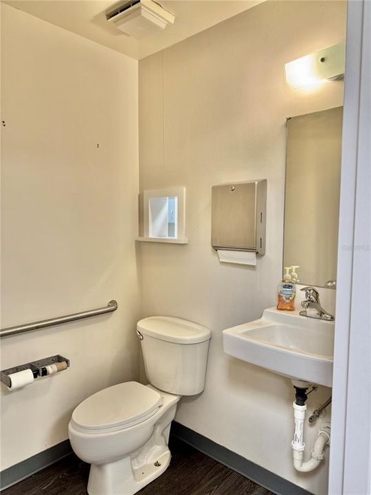 待售: $27,156 (0 贝兹, 0 浴室, 42856 平方英尺)