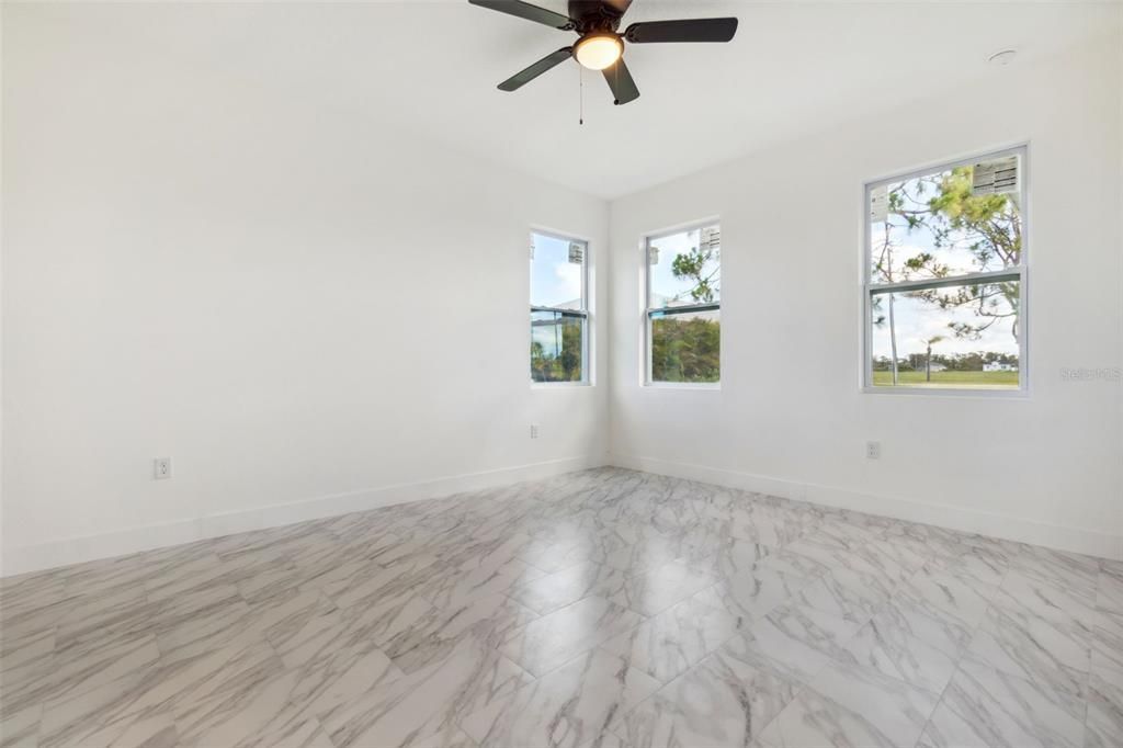 En Renta: $2,200 (4 camas, 2 baños, 1681 Pies cuadrados)