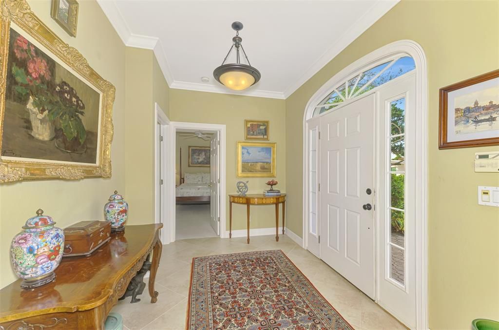 出租: $8,000 (3 贝兹, 3 浴室, 2317 平方英尺)