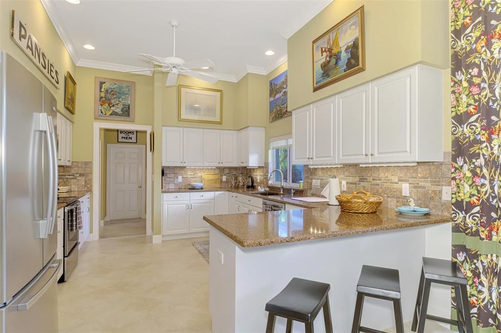 出租: $8,000 (3 贝兹, 3 浴室, 2317 平方英尺)