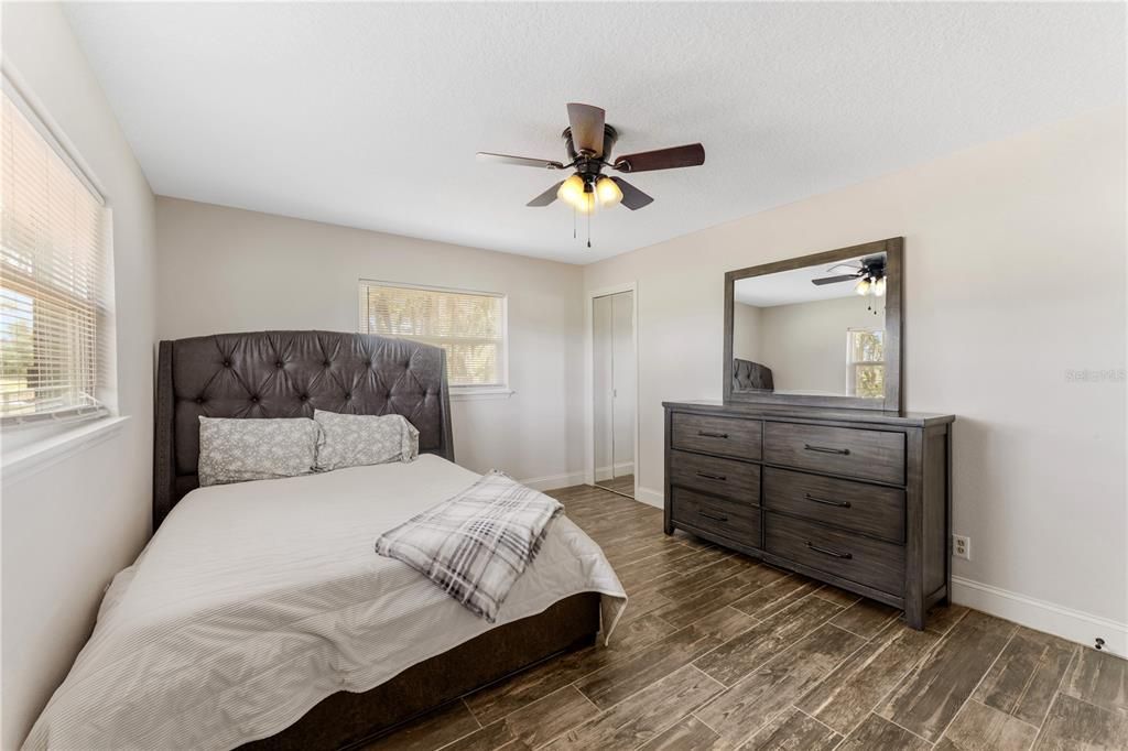 На продажу: $579,000 (3 спален, 2 ванн, 2101 Квадратных фут)