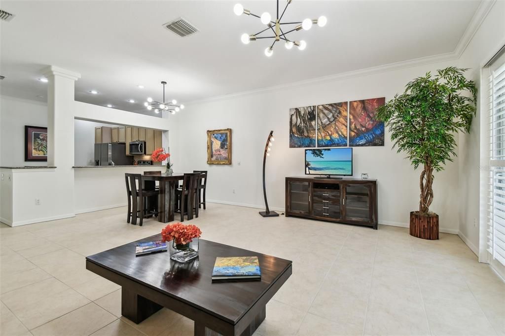 En Venta: $378,000 (3 camas, 2 baños, 1881 Pies cuadrados)