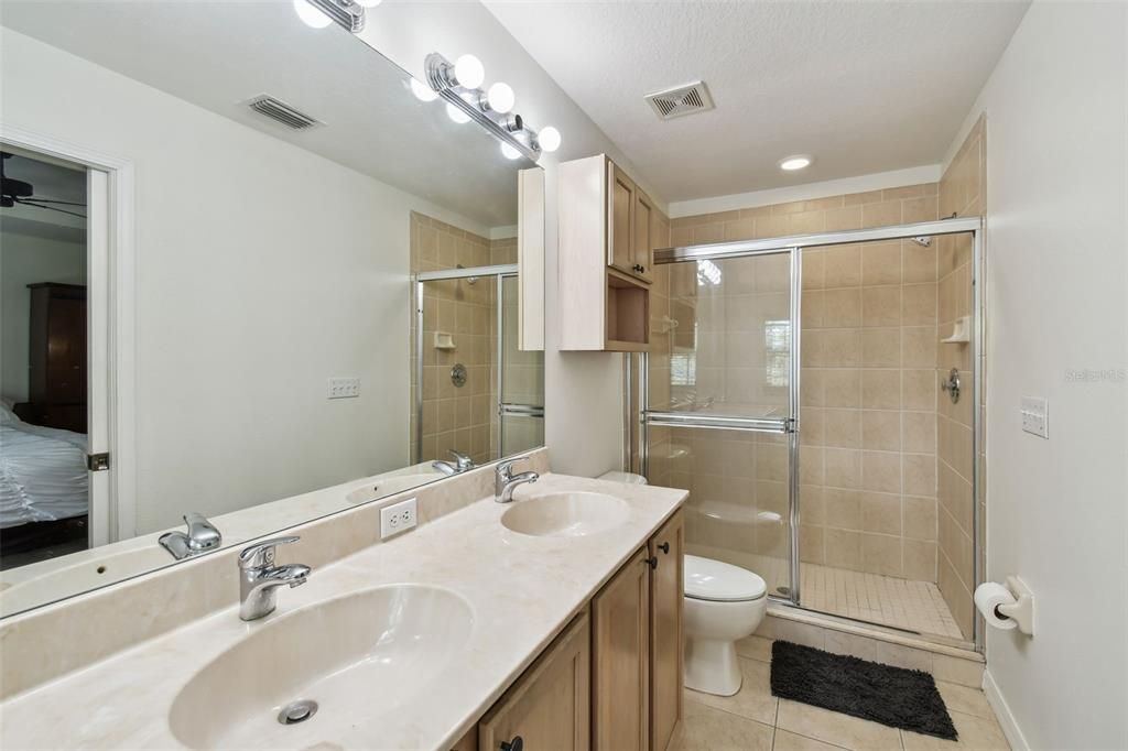 En Venta: $378,000 (3 camas, 2 baños, 1881 Pies cuadrados)