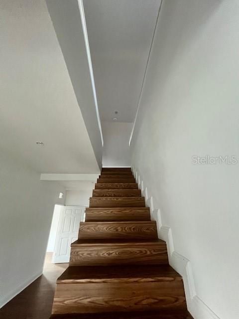 For Sale: $485,000 (5 beds, 5 baths, 3056 Square Feet)