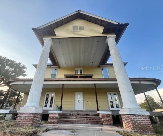 For Sale: $485,000 (5 beds, 5 baths, 3056 Square Feet)