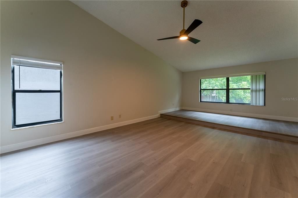 Activo con contrato: $629,000 (4 camas, 3 baños, 2523 Pies cuadrados)