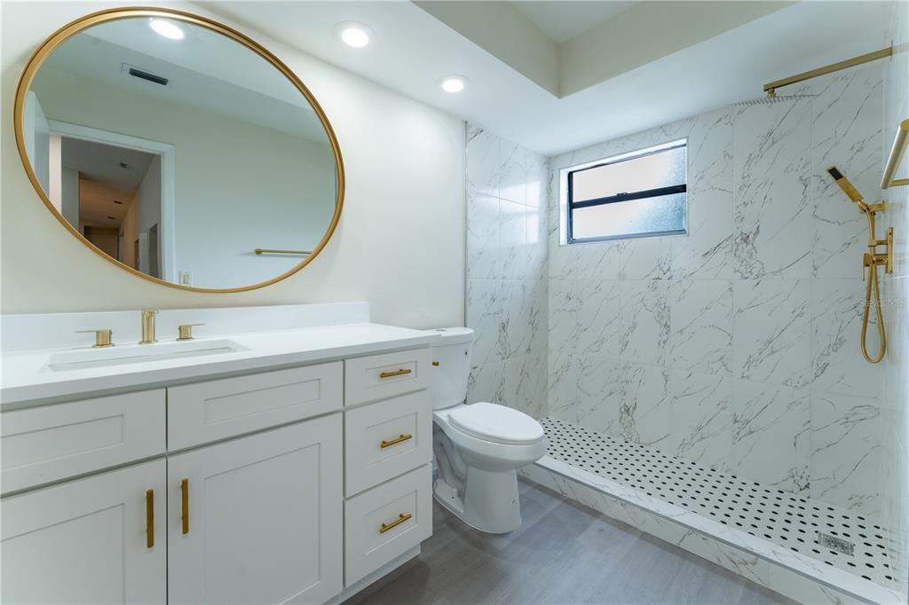 Activo con contrato: $629,000 (4 camas, 3 baños, 2523 Pies cuadrados)