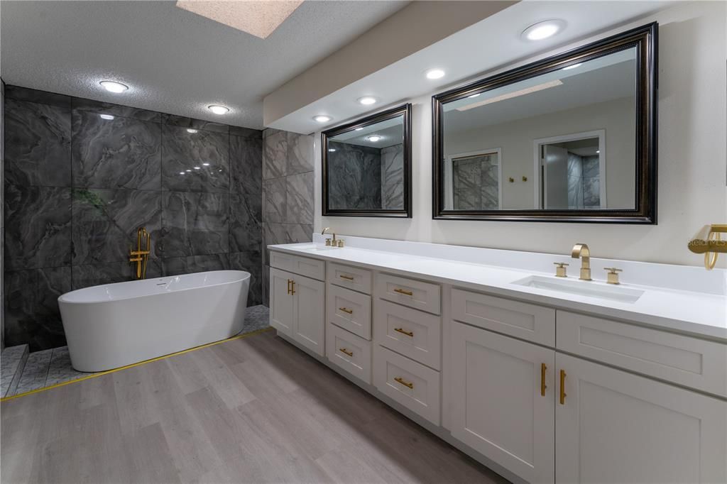 Activo con contrato: $629,000 (4 camas, 3 baños, 2523 Pies cuadrados)