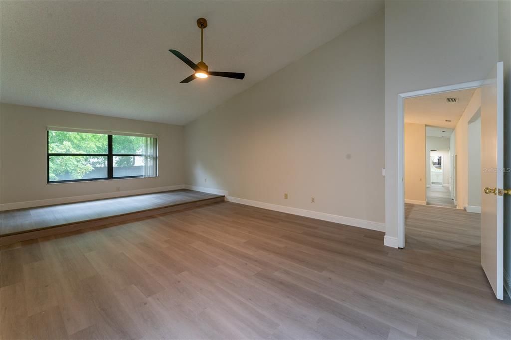 Activo con contrato: $629,000 (4 camas, 3 baños, 2523 Pies cuadrados)