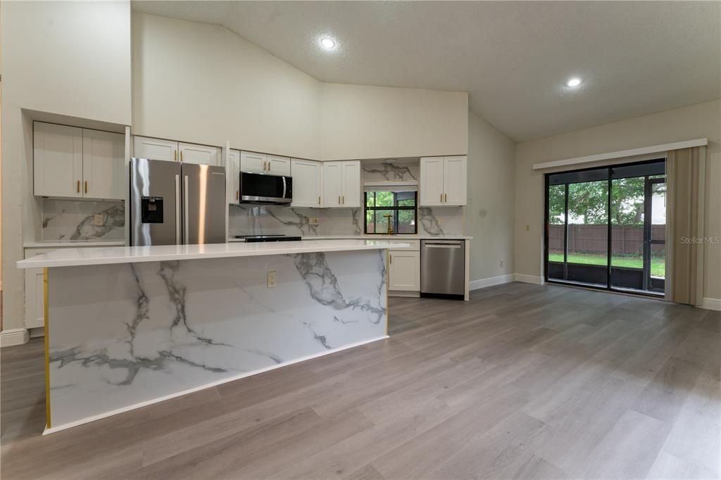 Activo con contrato: $629,000 (4 camas, 3 baños, 2523 Pies cuadrados)