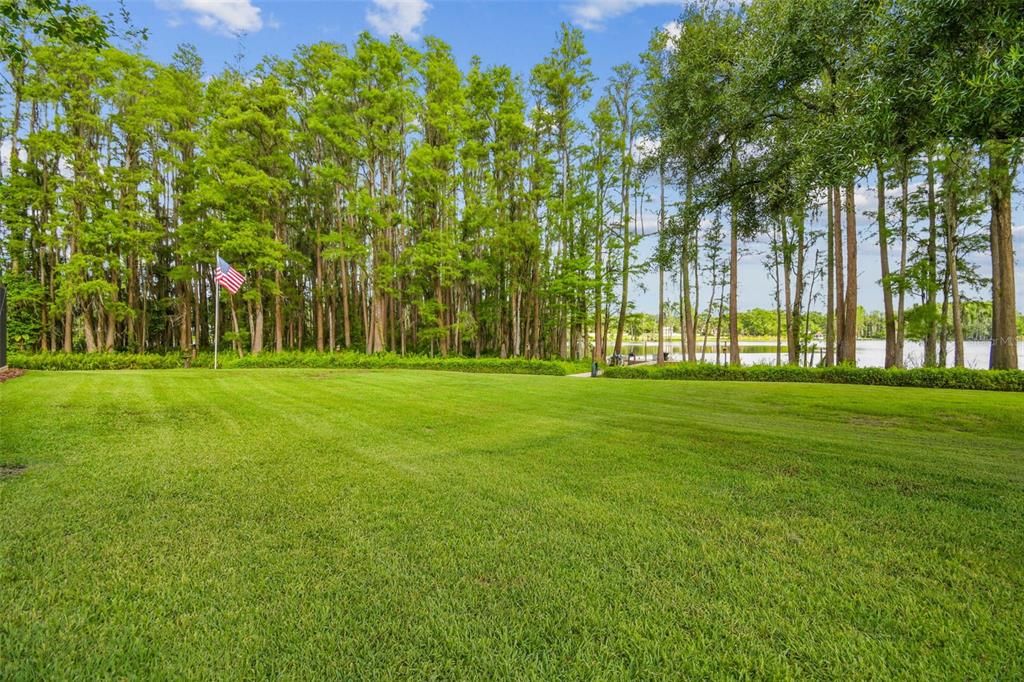 For Sale: $4,200,000 (3 beds, 2 baths, 2376 Square Feet)