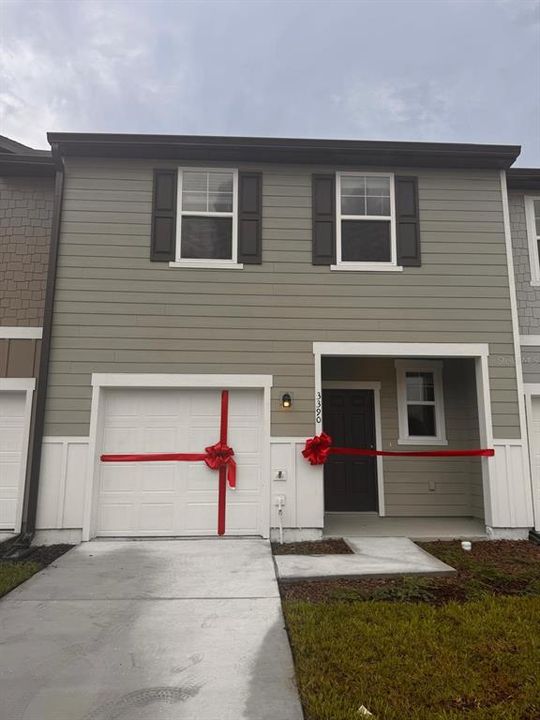 Recently Sold: $287,000 (3 beds, 2 baths, 1422 Square Feet)