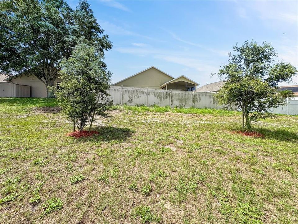 Active With Contract: $280,000 (3 beds, 2 baths, 1511 Square Feet)