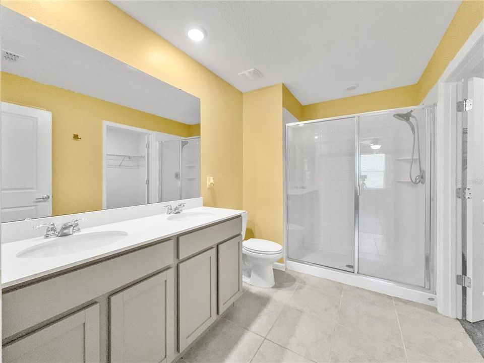 Active With Contract: $280,000 (3 beds, 2 baths, 1511 Square Feet)