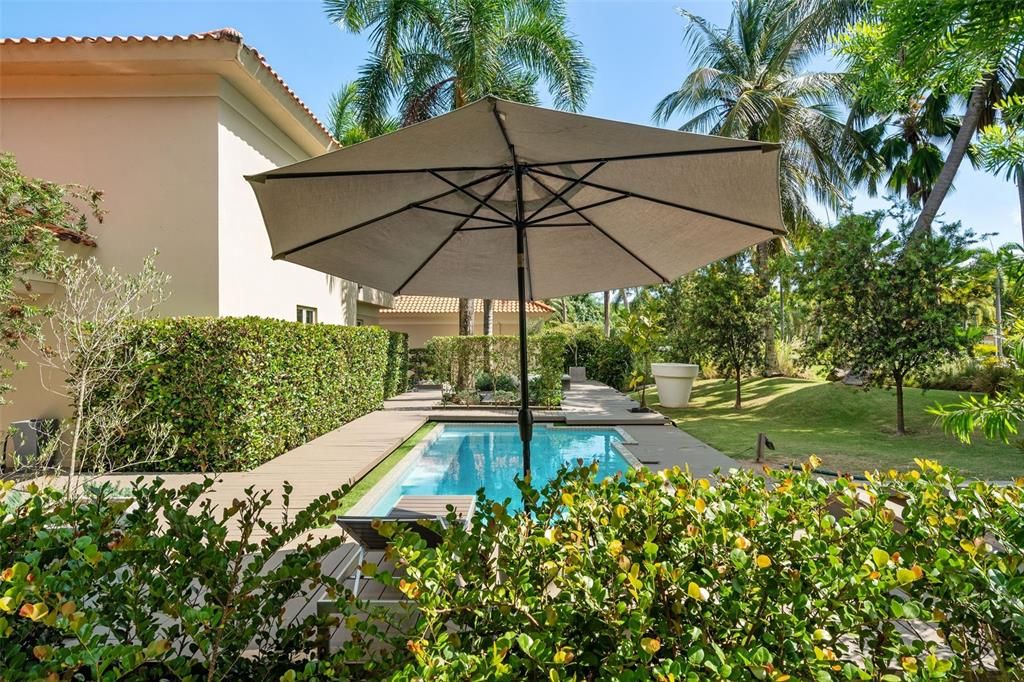 For Sale: $1,975,000 (4 beds, 3 baths, 3600 Square Feet)