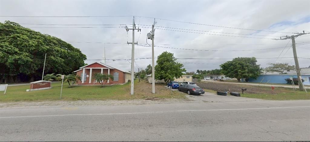 待售: $212,400 (1.16 acres)