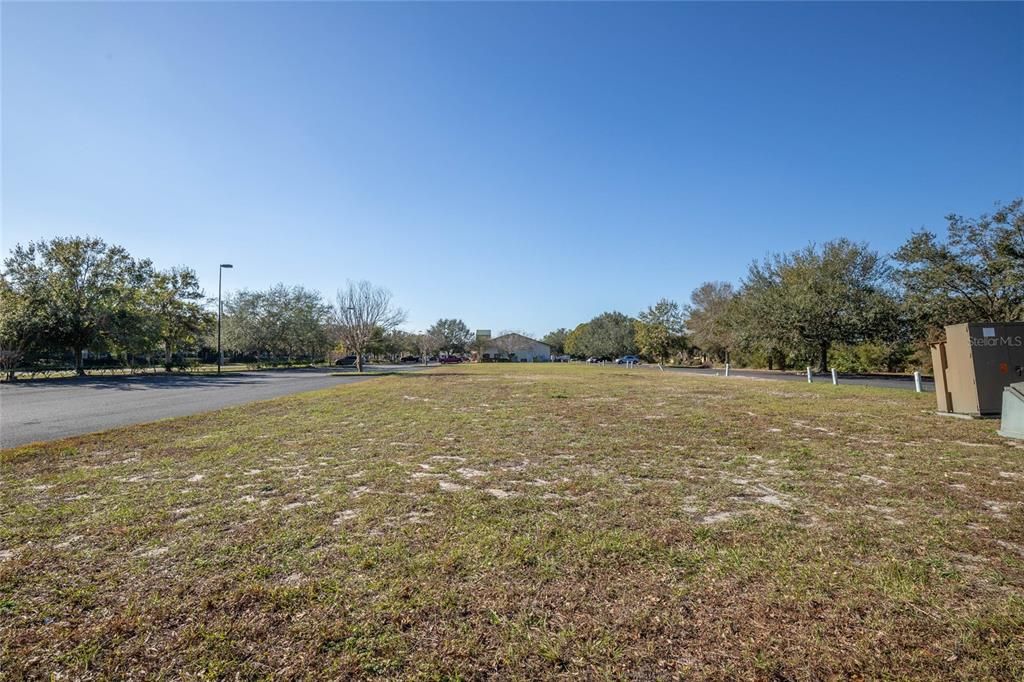 待售: $625,000 (1.50 acres)