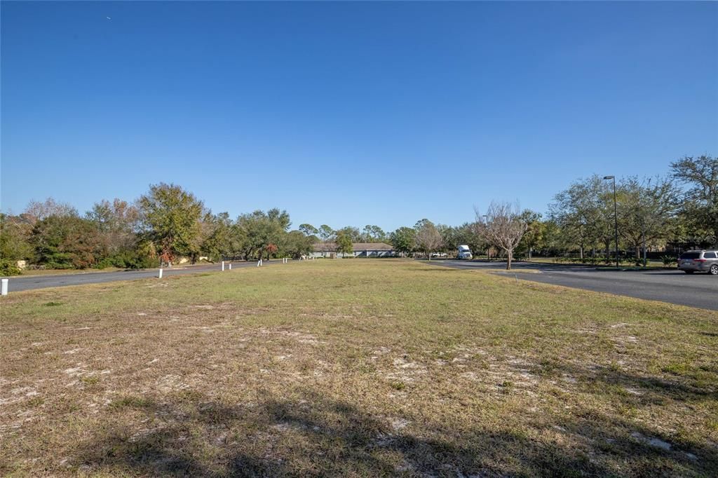 待售: $625,000 (1.50 acres)