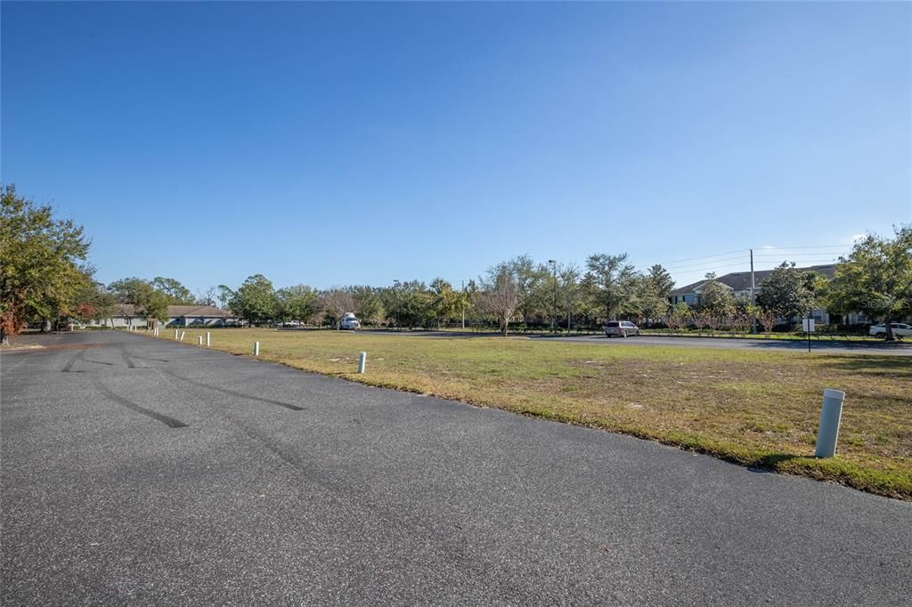 待售: $625,000 (1.50 acres)