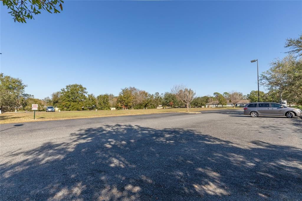 待售: $625,000 (1.50 acres)